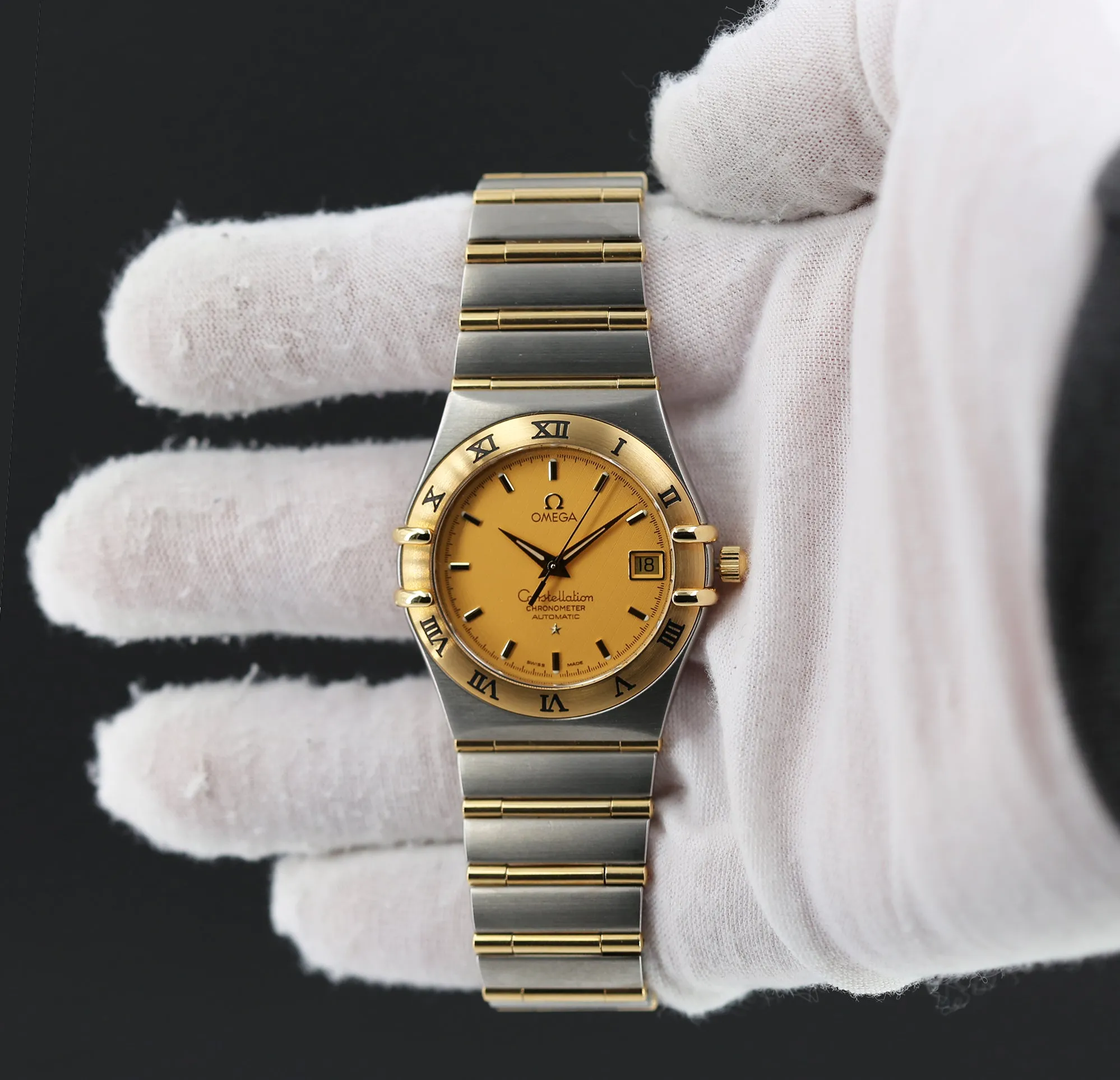 Omega Constellation 1202.10.00 Champagne Dial Automatic Men's Watch