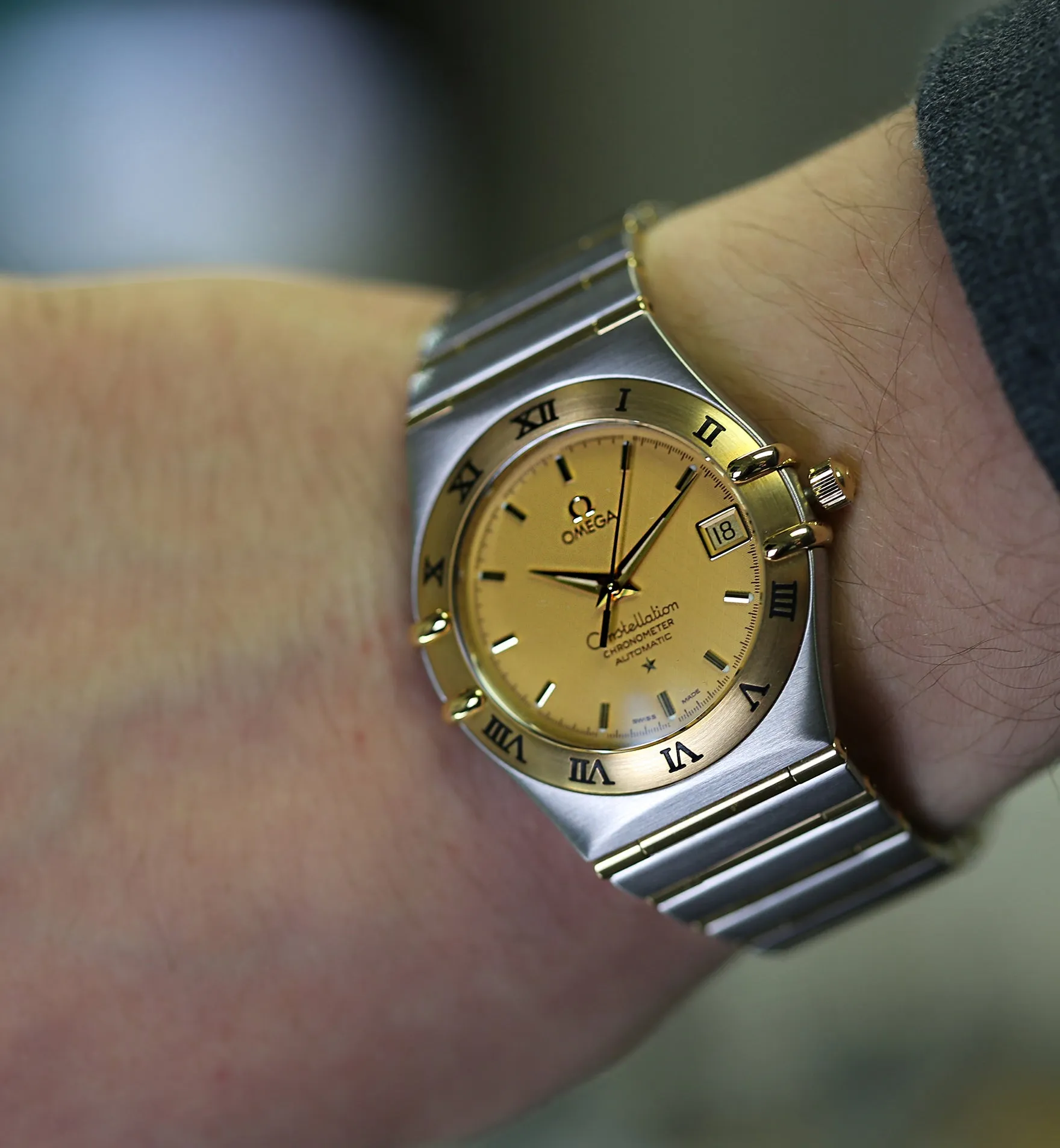Omega Constellation 1202.10.00 Champagne Dial Automatic Men's Watch