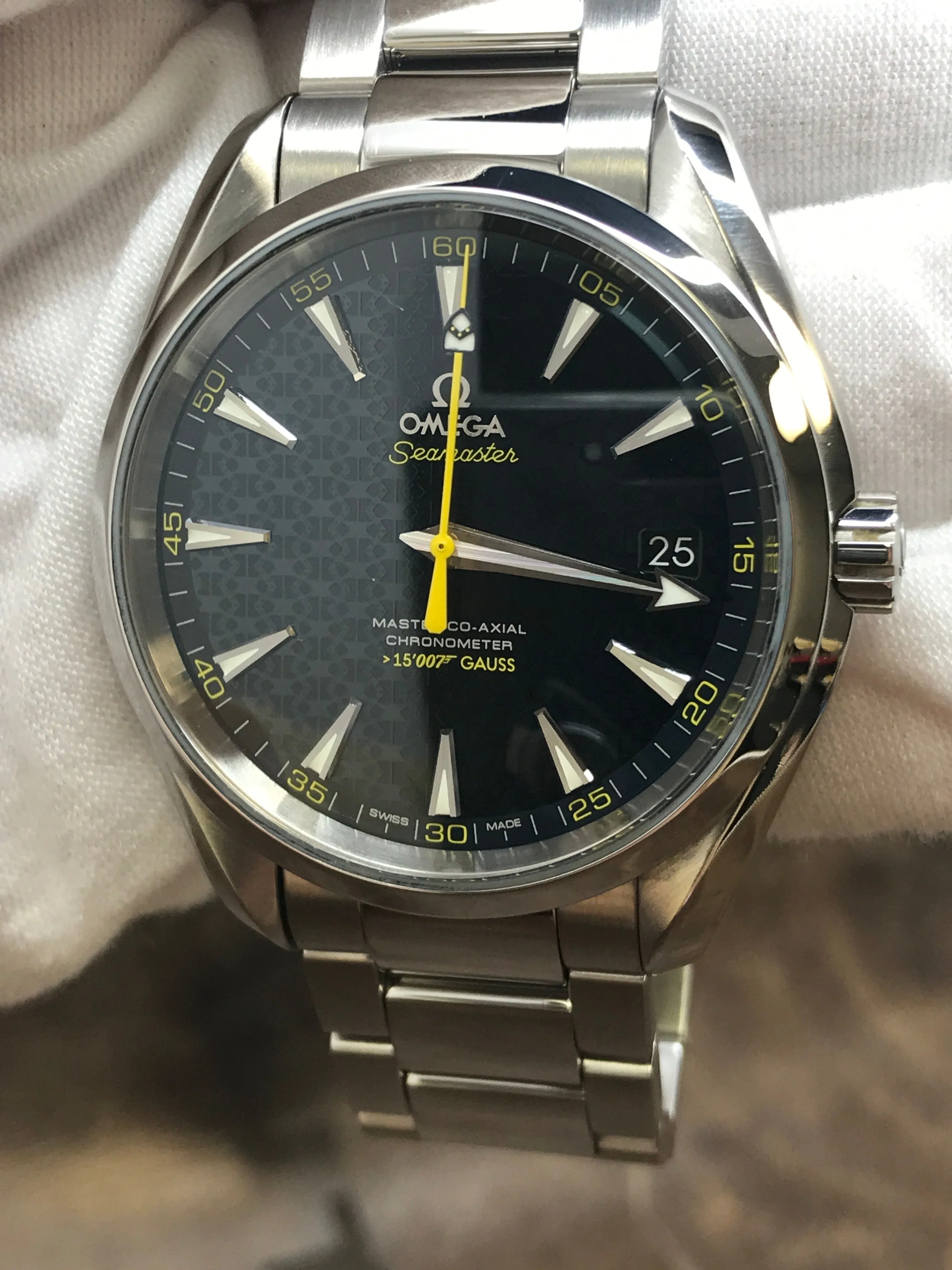 Omega Seamaster Aqua Terra James Bond Spectre 231.10.42.21.03.004 Blue Dial Automatic Men's Watch