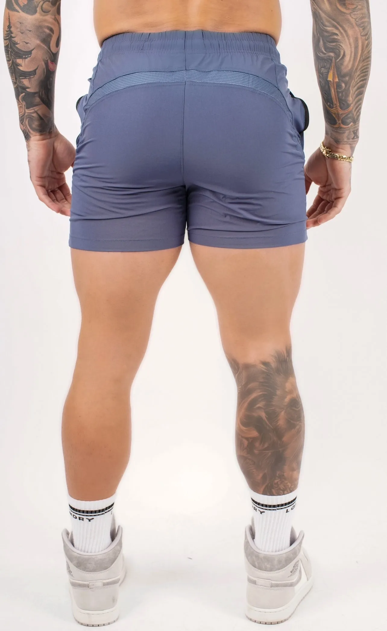 PERFORMANCE STRIDE SHORT