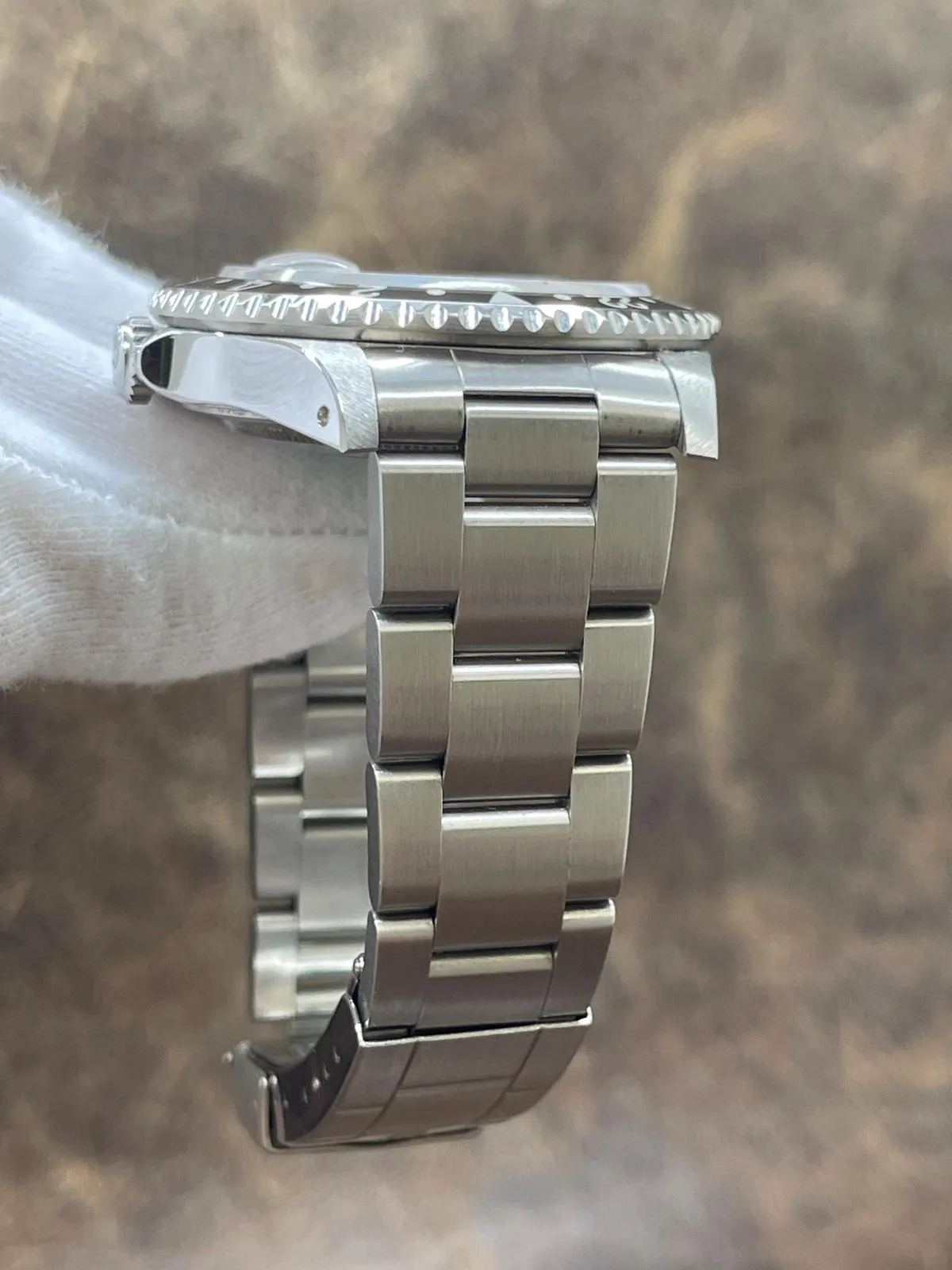 Rolex GMT Master II MINT Unpolished Coke 16710 Black Dial Automatic Men's Watch