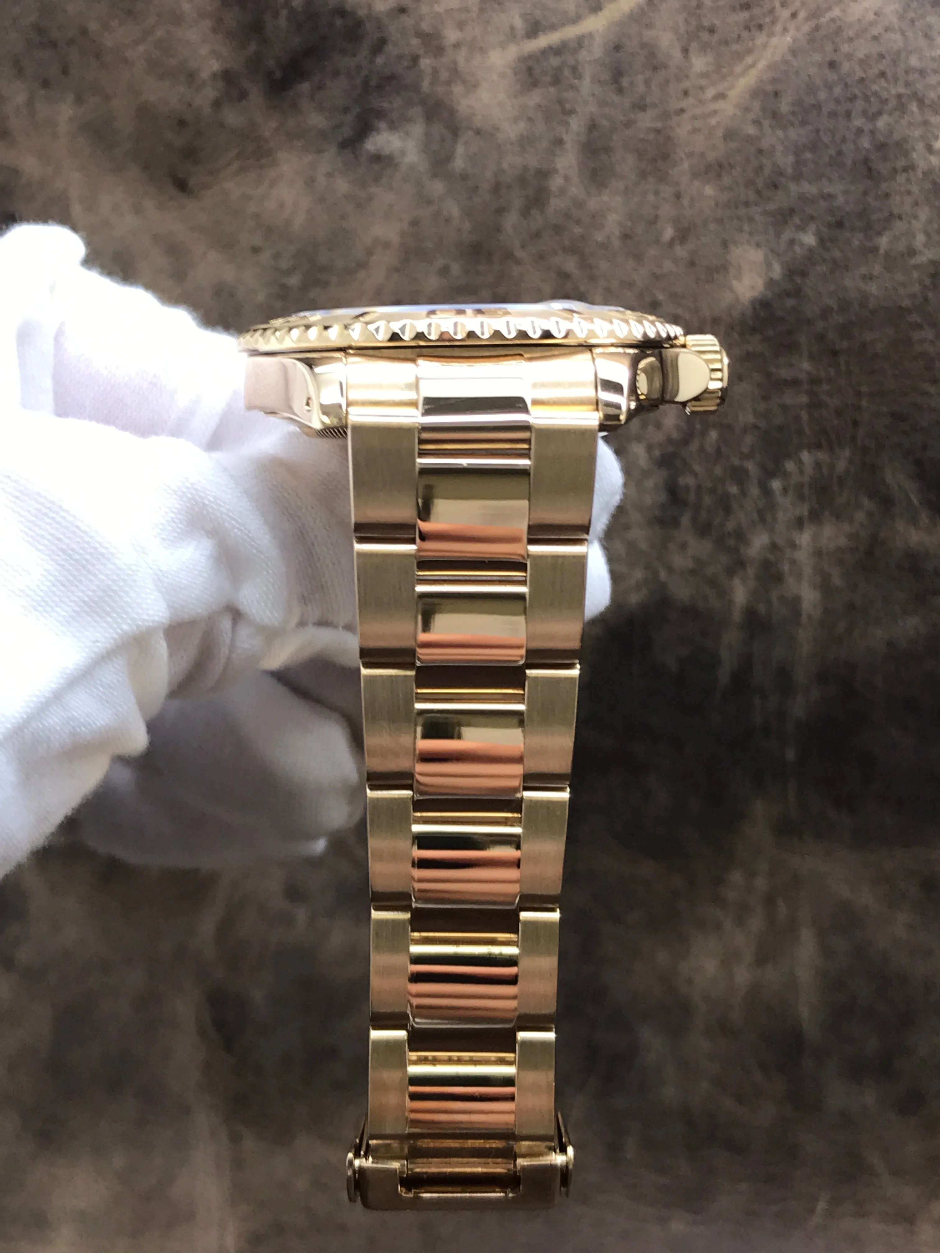 Rolex Yacht-Master 16628 White Dial Automatic  Men's Watch