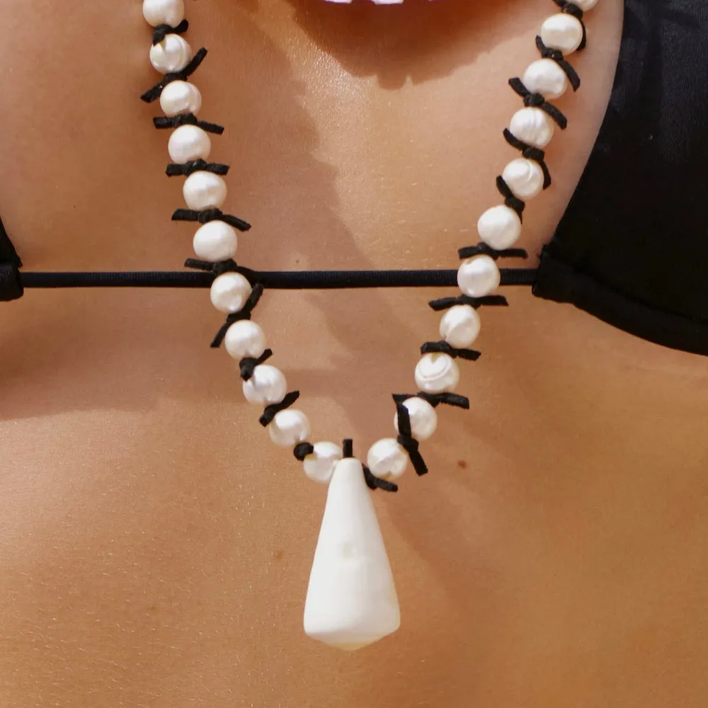 Shelly Necklace