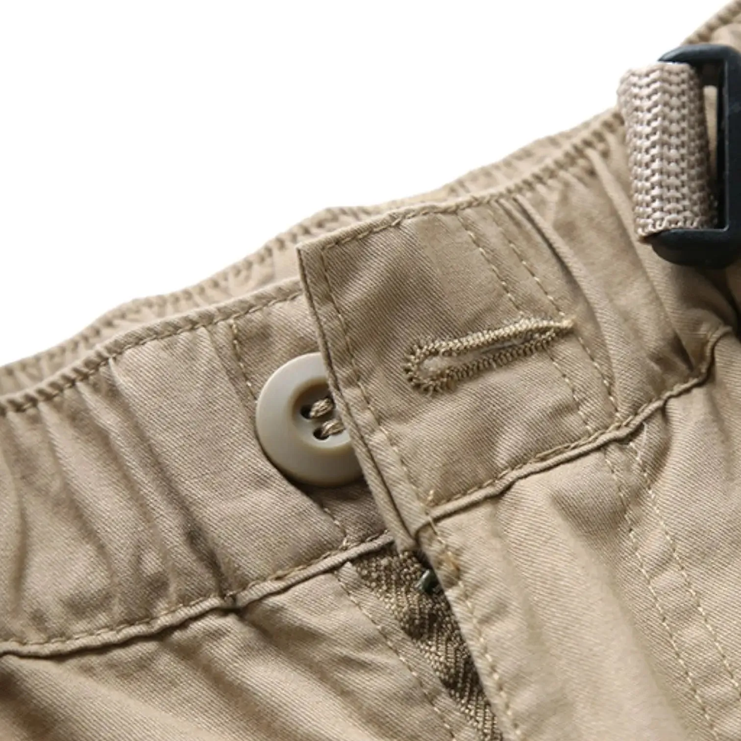 Short bermuda militaire