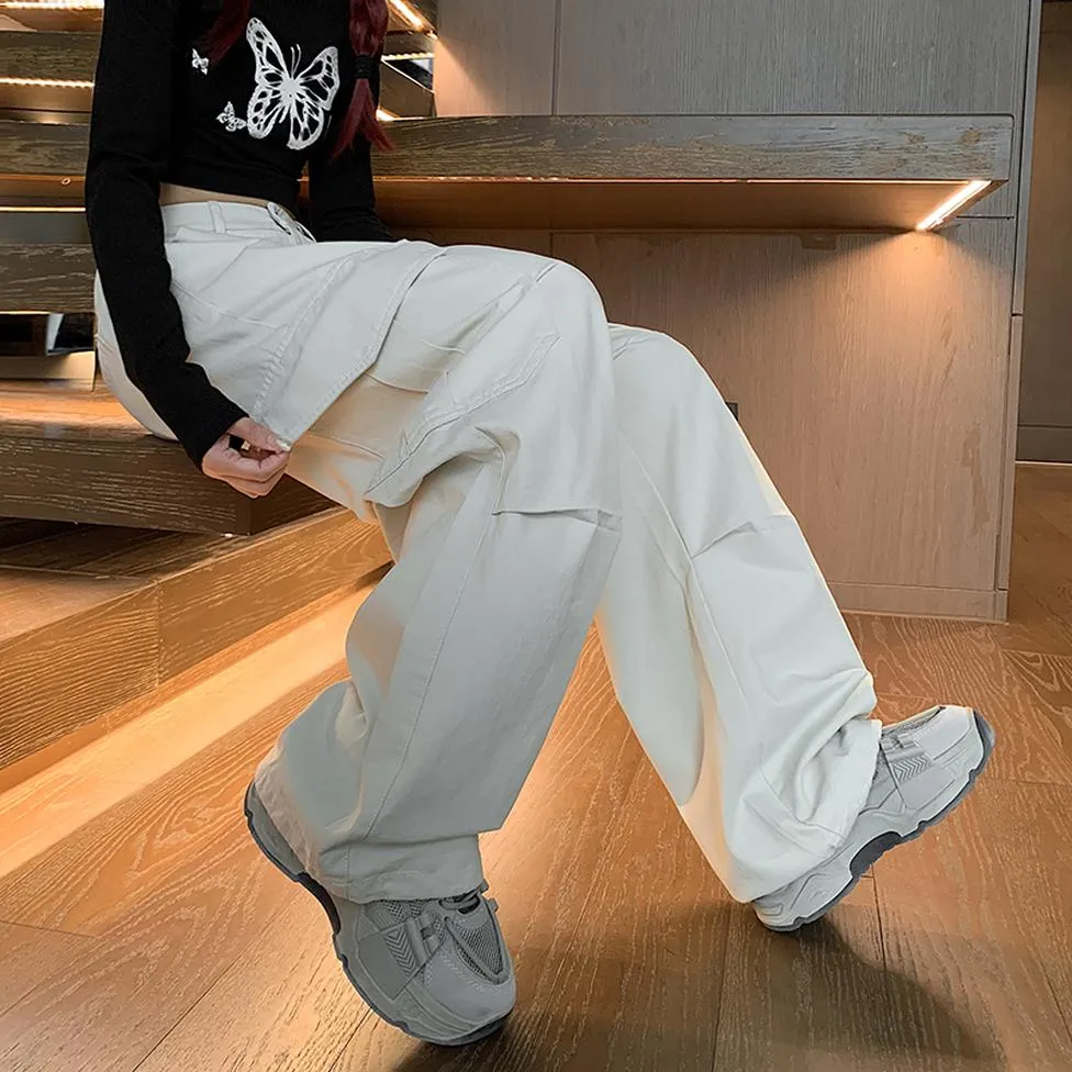 Solid Color Cargo Pant with Cinched Hems for Casual Style