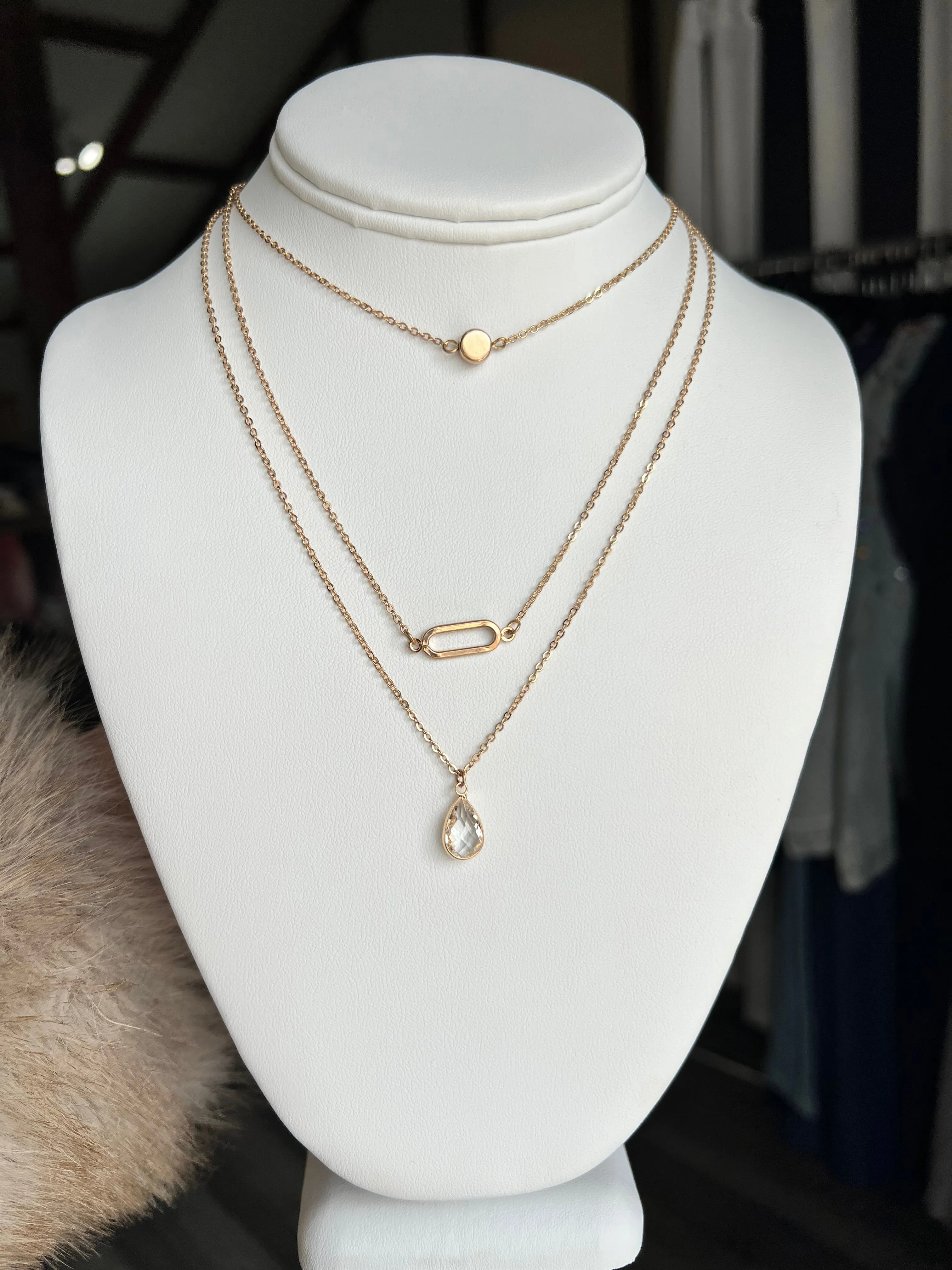 Teardrop 3 Layer Choker Necklace