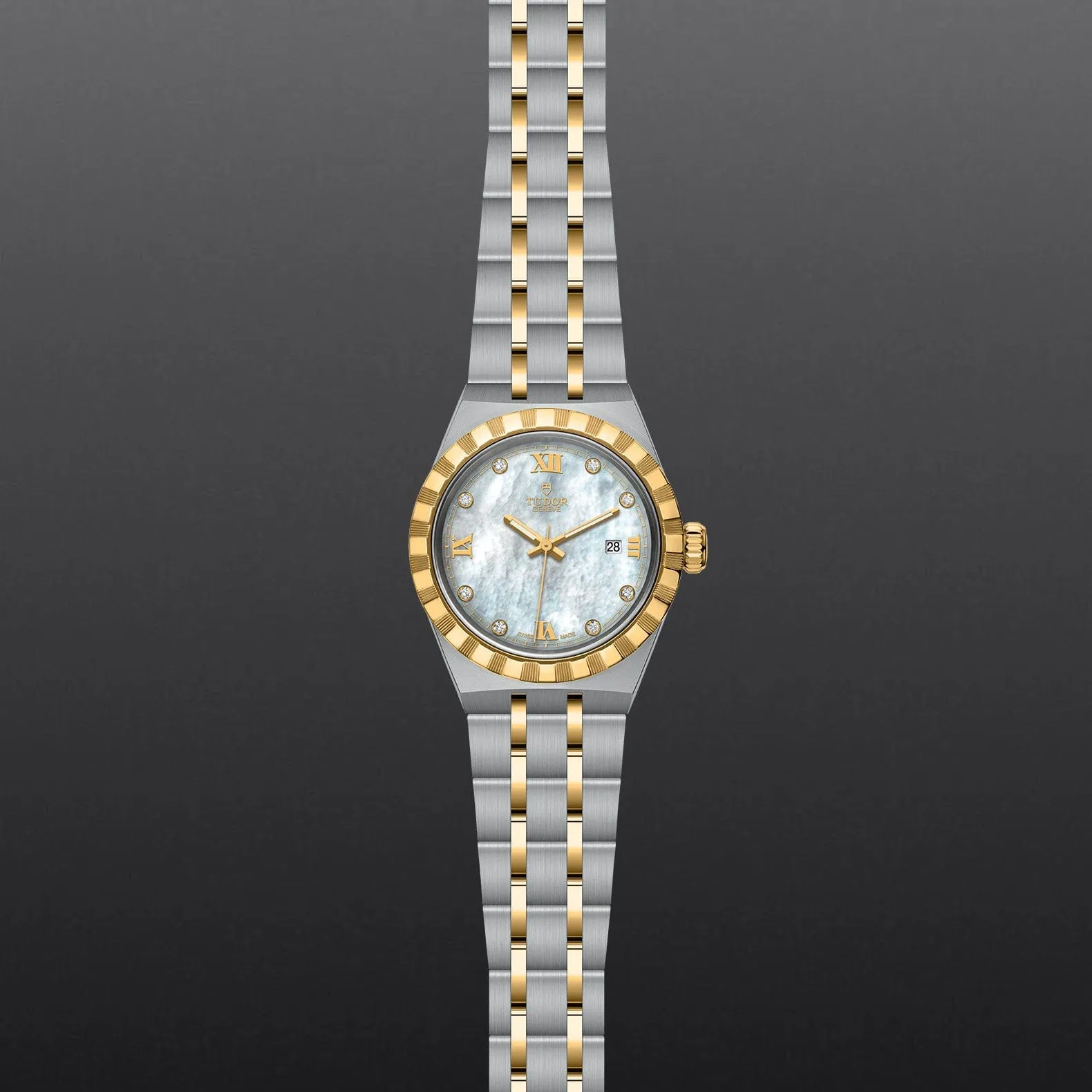 TUDOR Royal