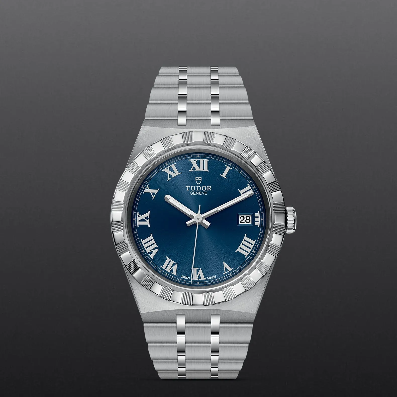 TUDOR ROYAL