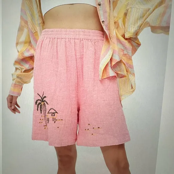 UO Vacation Bermuda Short Size Medium