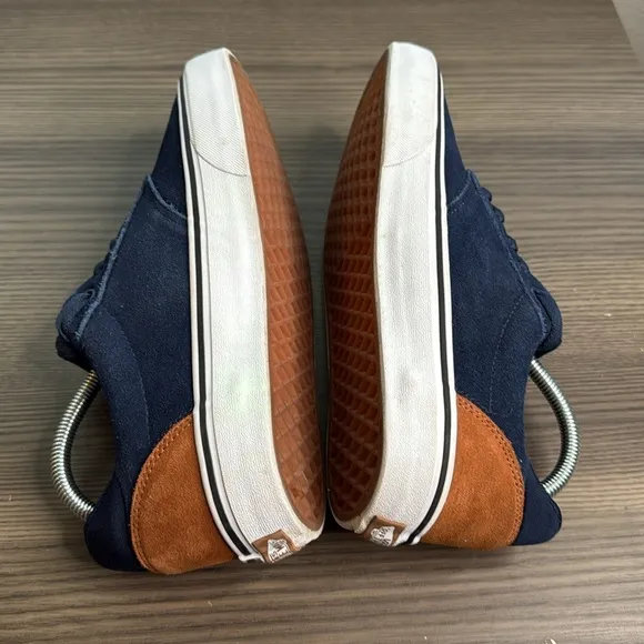 Vans Mens Blue Suede Deluxe Comfort Sneakers Size 8,5