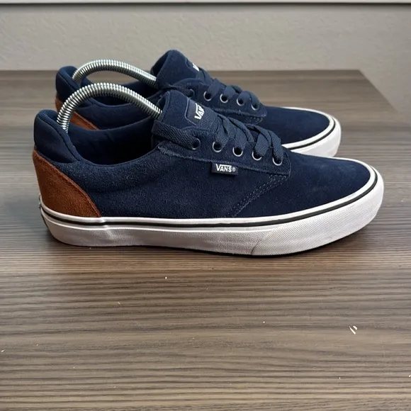 Vans Mens Blue Suede Deluxe Comfort Sneakers Size 8,5