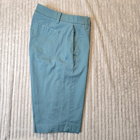 Vince Women's Teal Coin Pocket Bermuda Shorts 5 Pockets Size 6 NWT MSRP $195