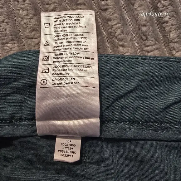 Vince Women's Teal Coin Pocket Bermuda Shorts 5 Pockets Size 6 NWT MSRP $195