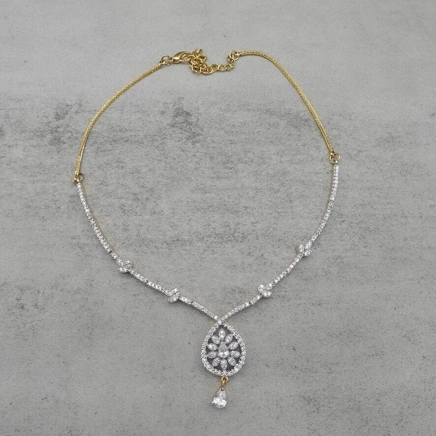 Vintage - Rhinestone Crystal Links Pendant Necklace