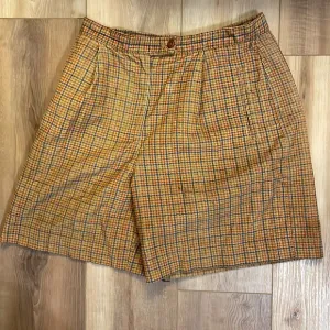 Vtg 90’s Liz sport Bermuda shorts plaid corduroy size 8 petite cotton high rise