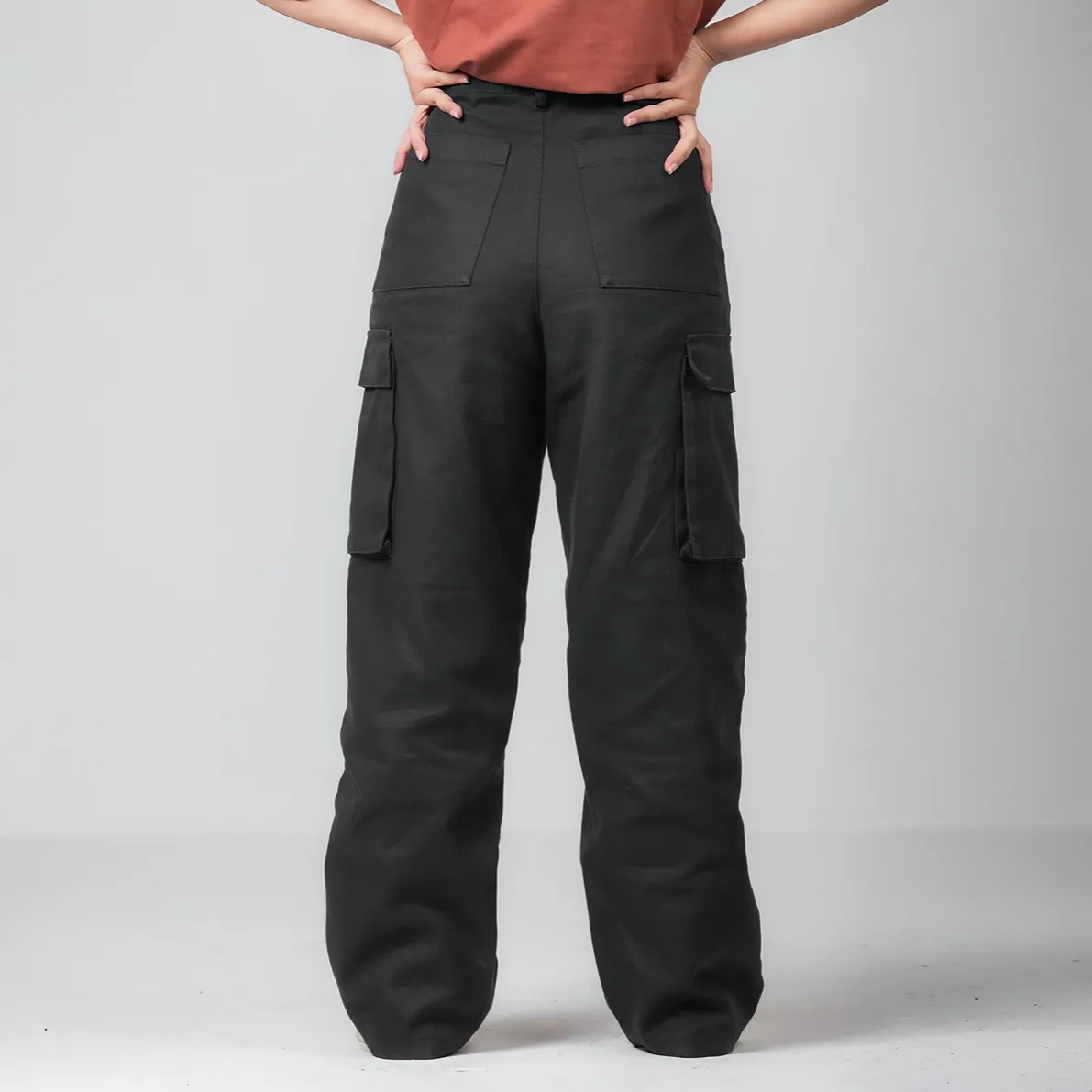Wide Legged Cargo Pant | Black | Unisex