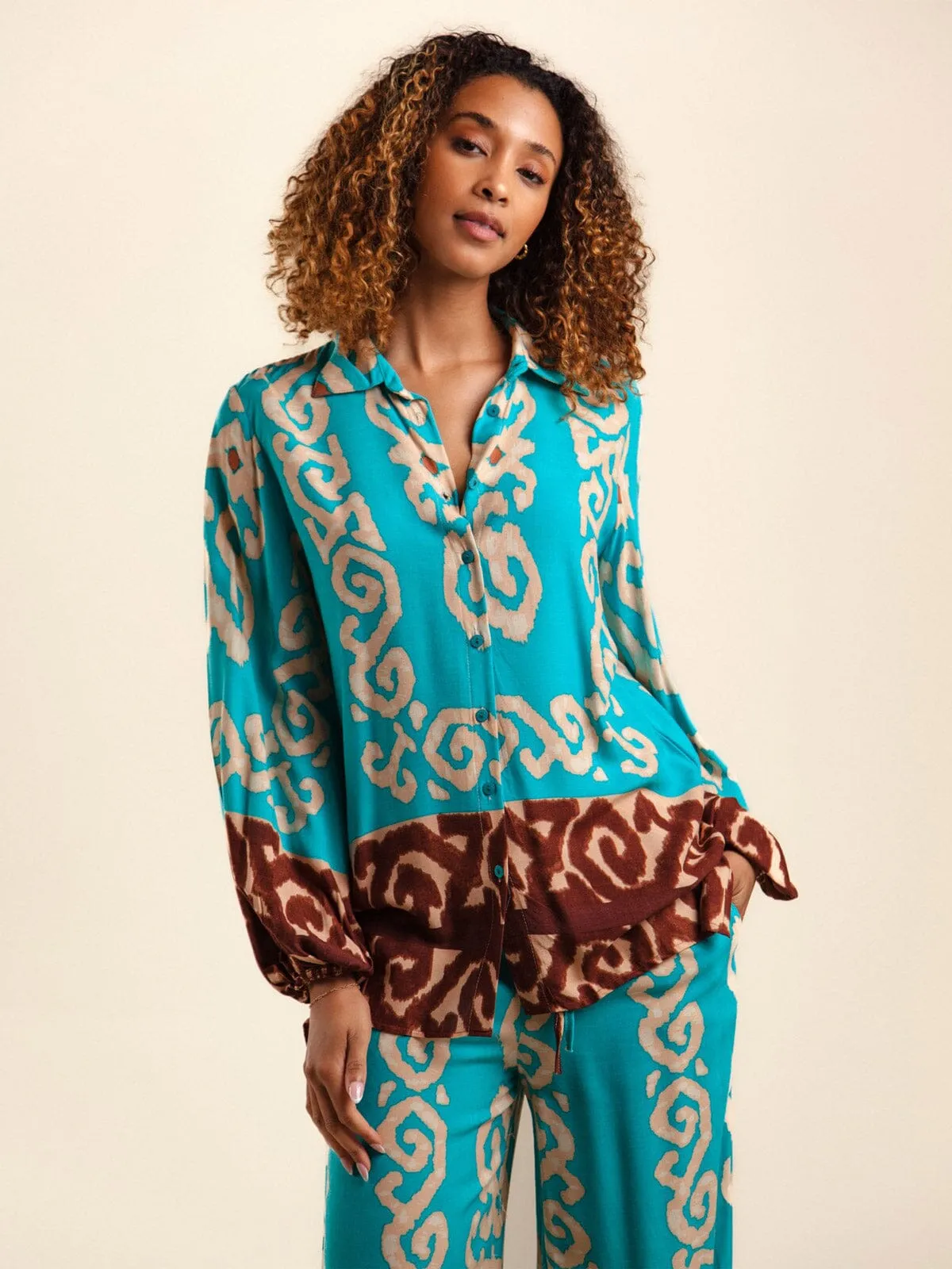 WOMEN'S LONG SLEEVE BUTTON UP TOP & PANTS PRINTED 2PC. SET
