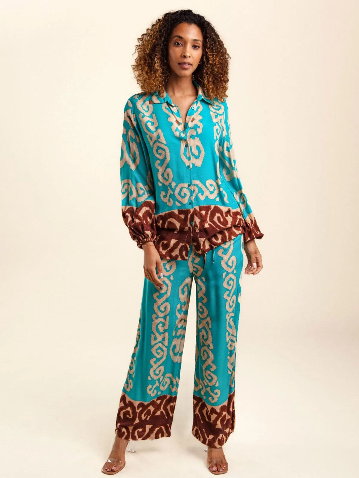 WOMEN'S LONG SLEEVE BUTTON UP TOP & PANTS PRINTED 2PC. SET