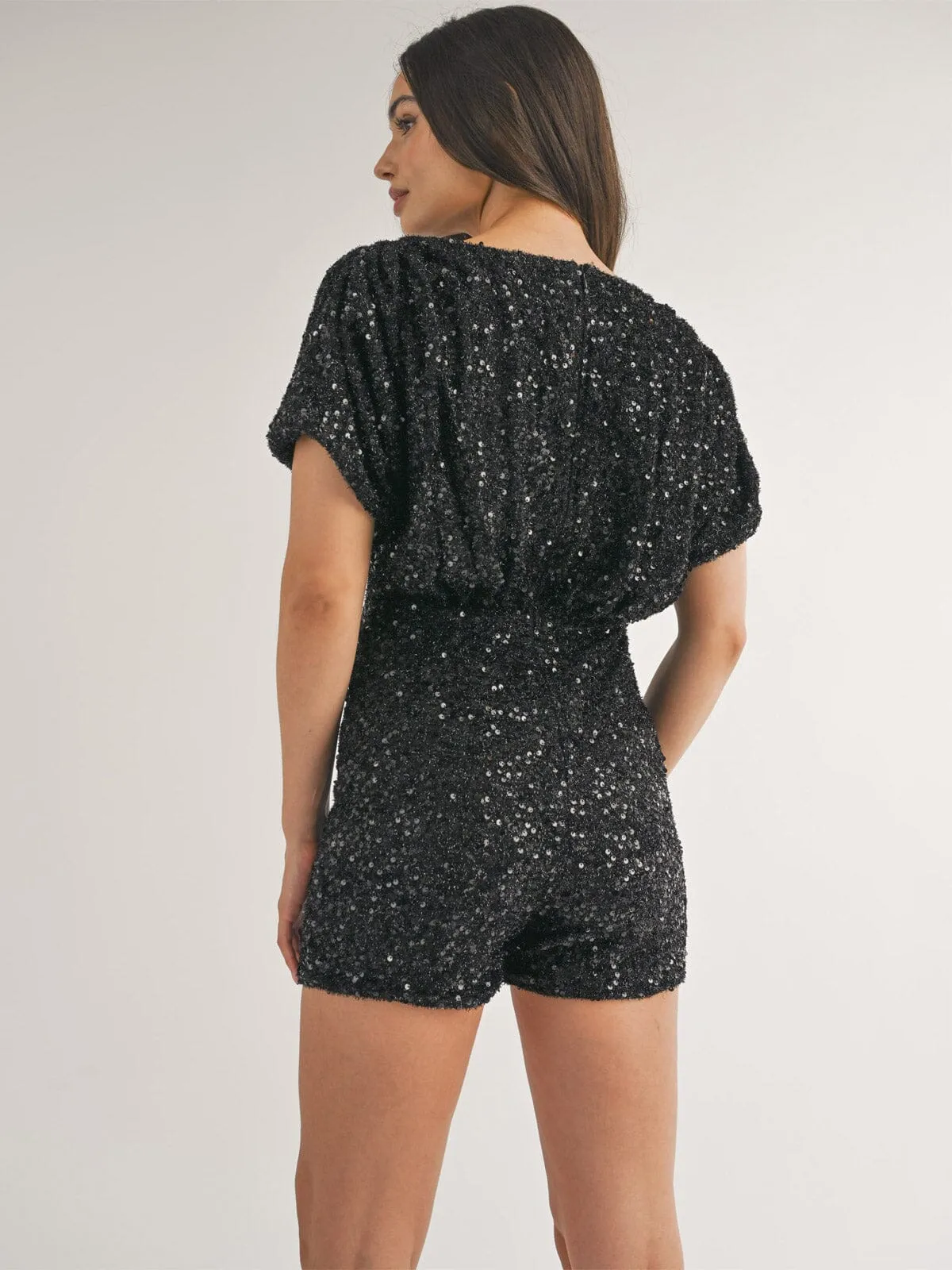 WOMEN'S SHORT SLEEVE V-NECK SEQUINS ROMPER
