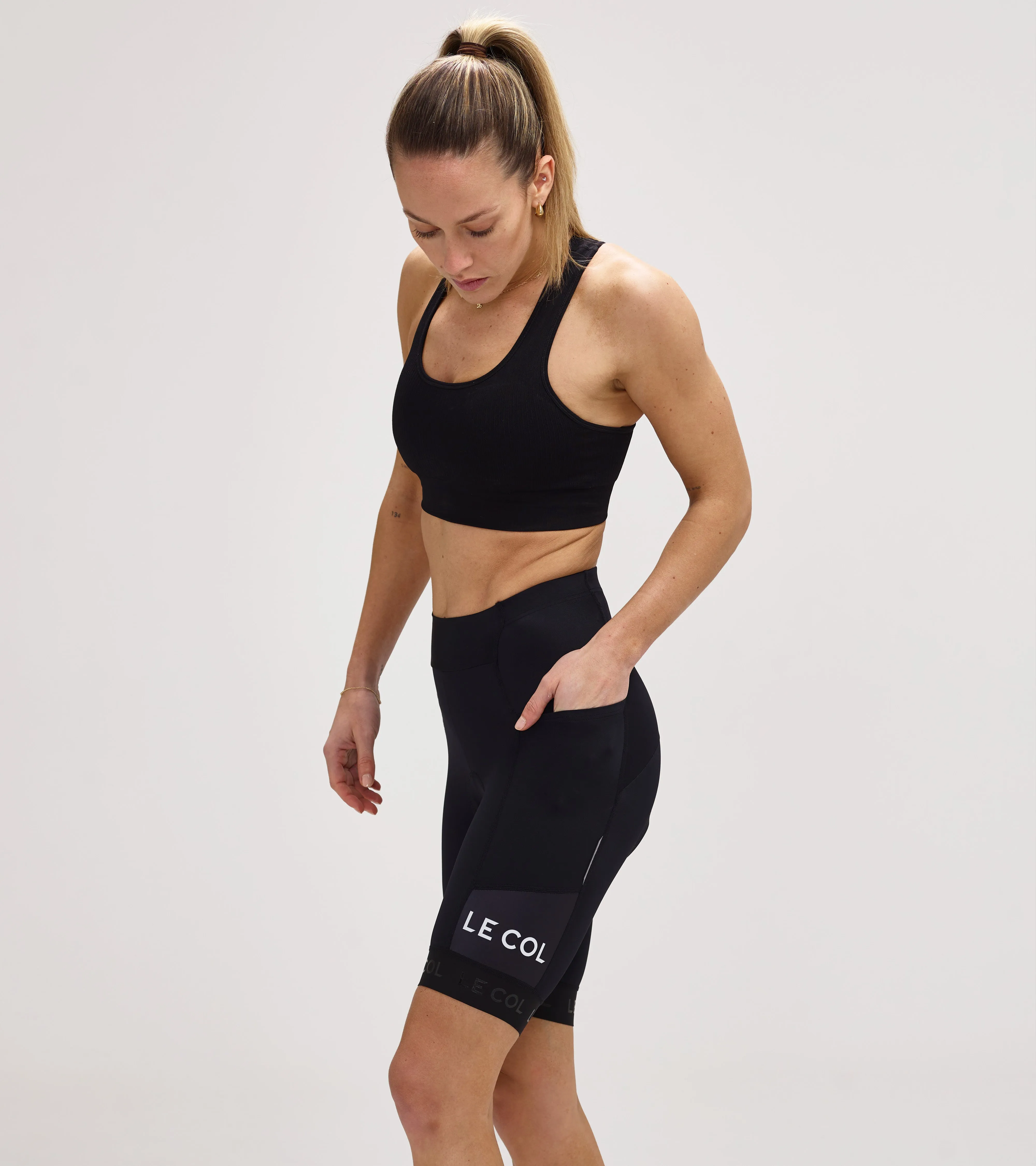 Womens Sport Cargo Waist Shorts