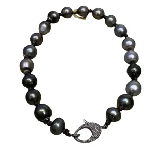 XL Tahitian Pearls w/ Diamond Clasp Choker | 16.75”